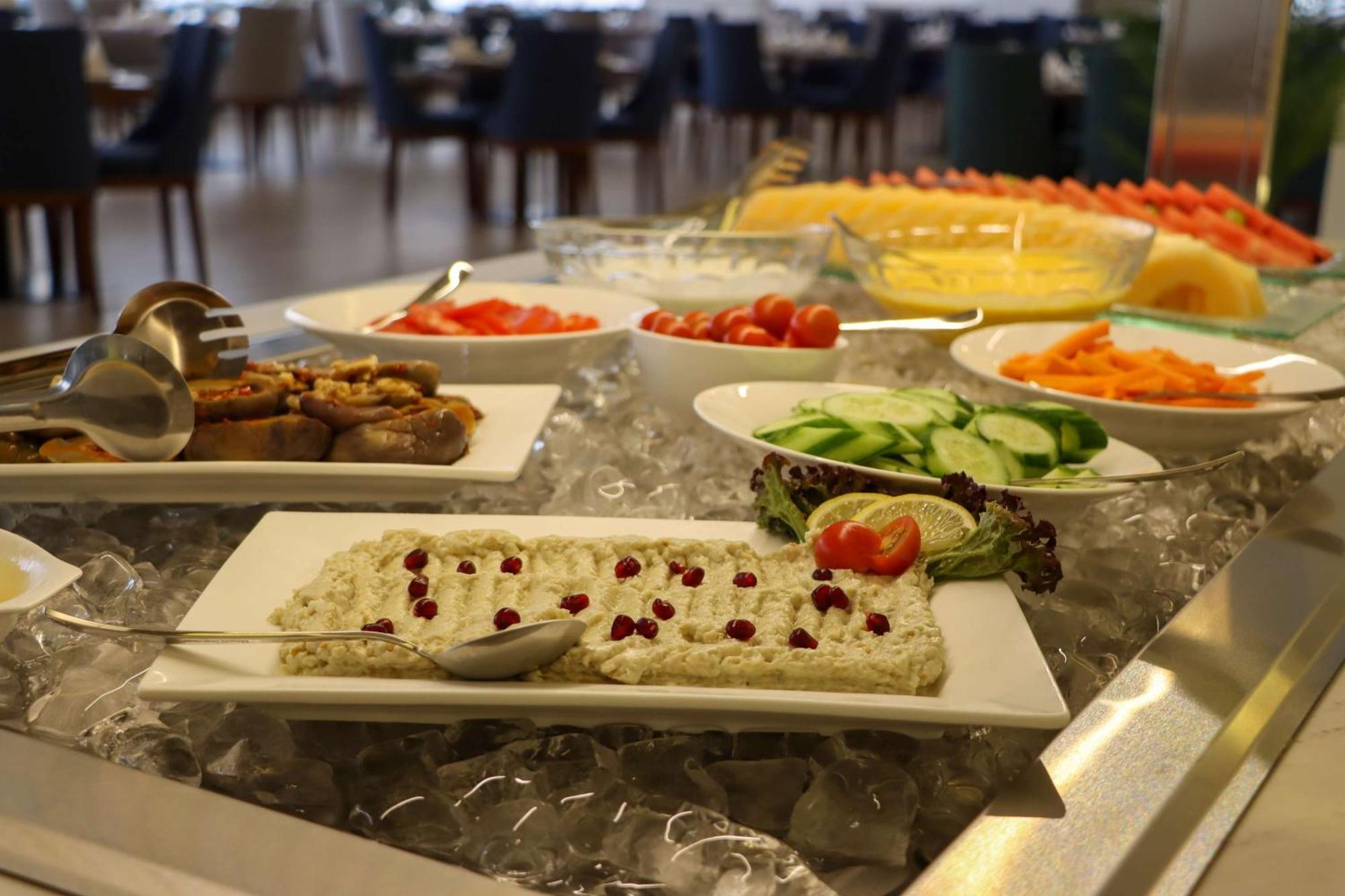 Best Western Plus Jeddah Hotel Madinah Road Bagian luar foto