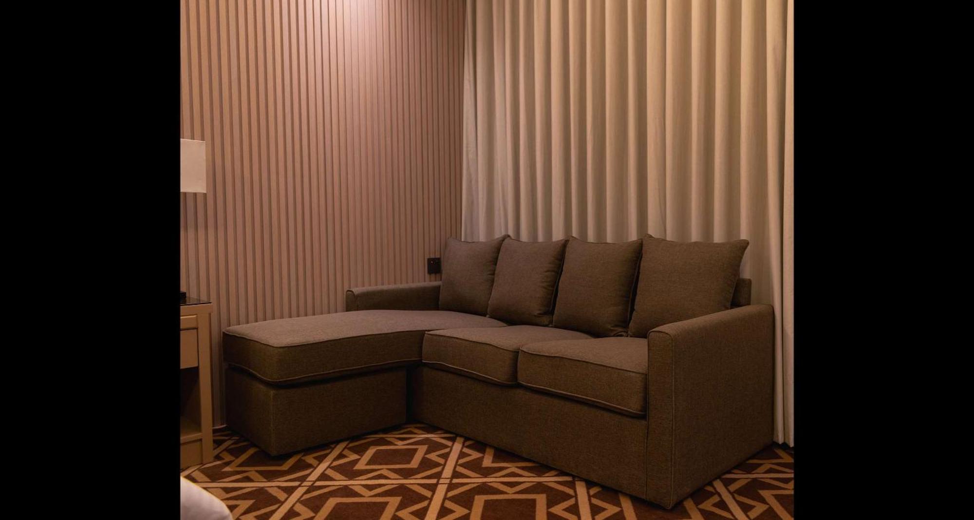 Best Western Plus Jeddah Hotel Madinah Road Bagian luar foto