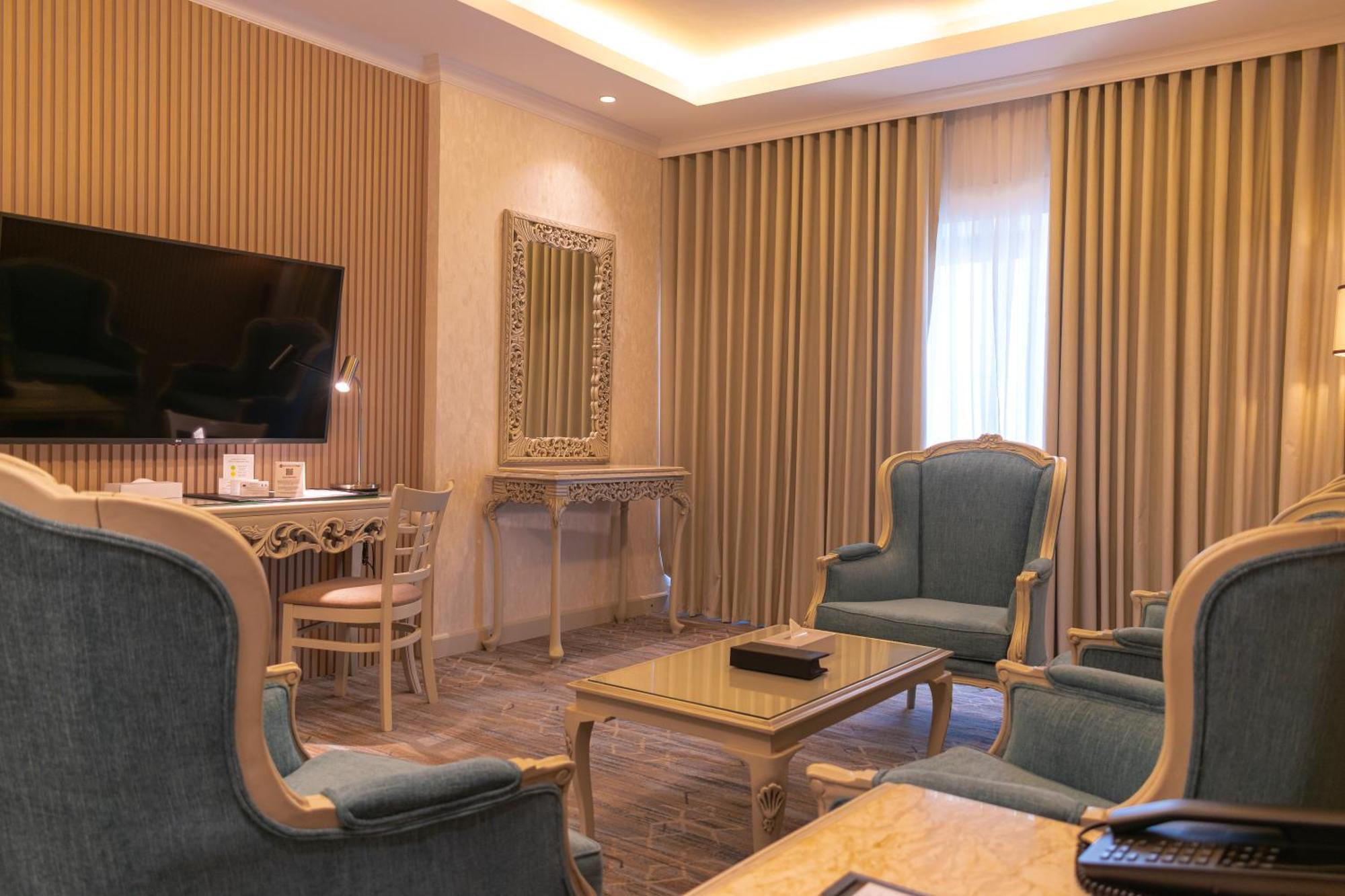 Best Western Plus Jeddah Hotel Madinah Road Bagian luar foto