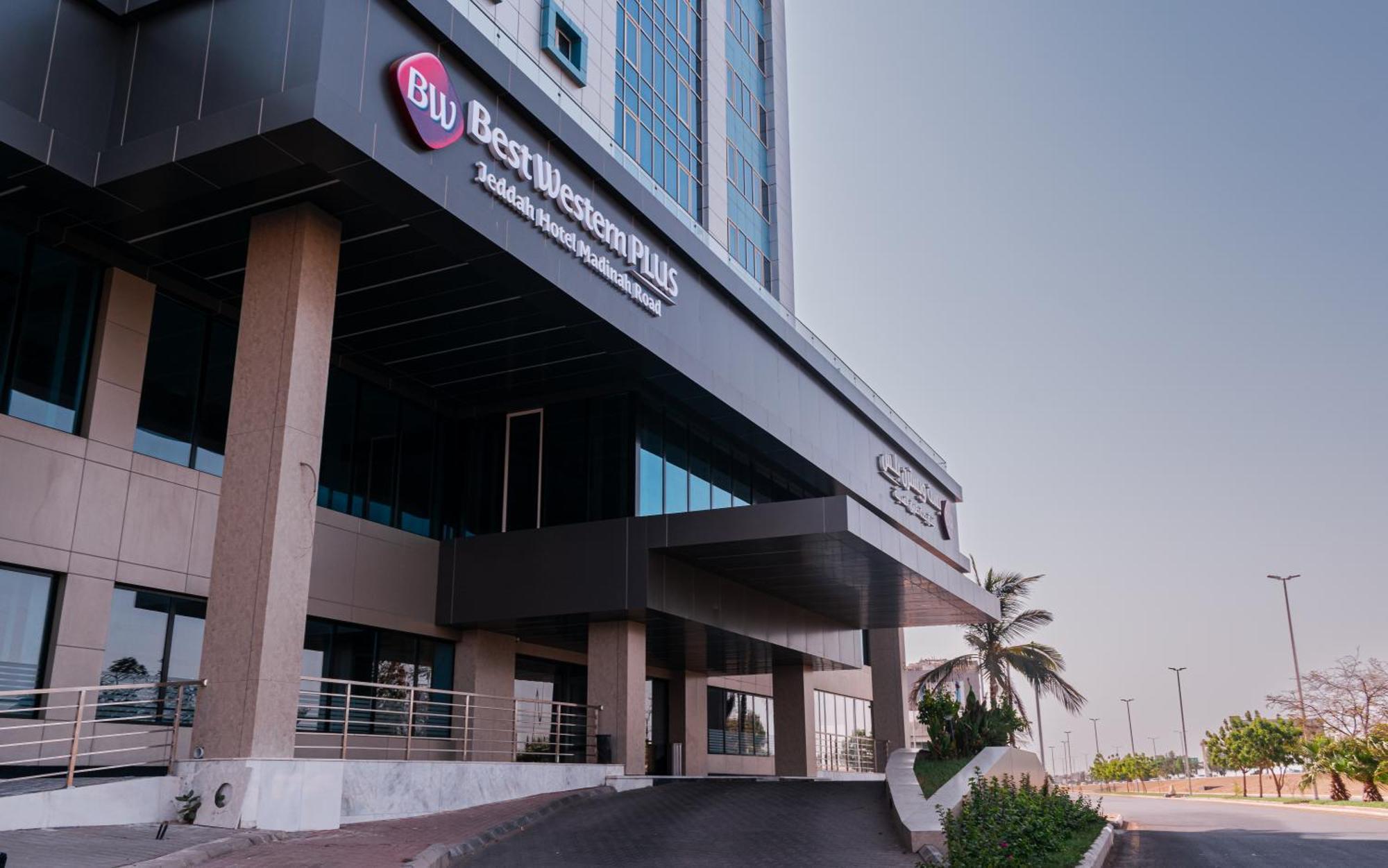 Best Western Plus Jeddah Hotel Madinah Road Bagian luar foto